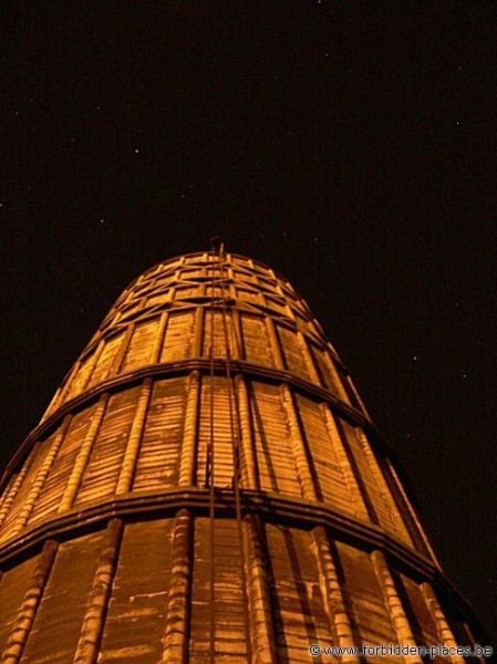 SAFEA La Louvière - (c) Forbidden Places - Sylvain Margaine - Cooling tower